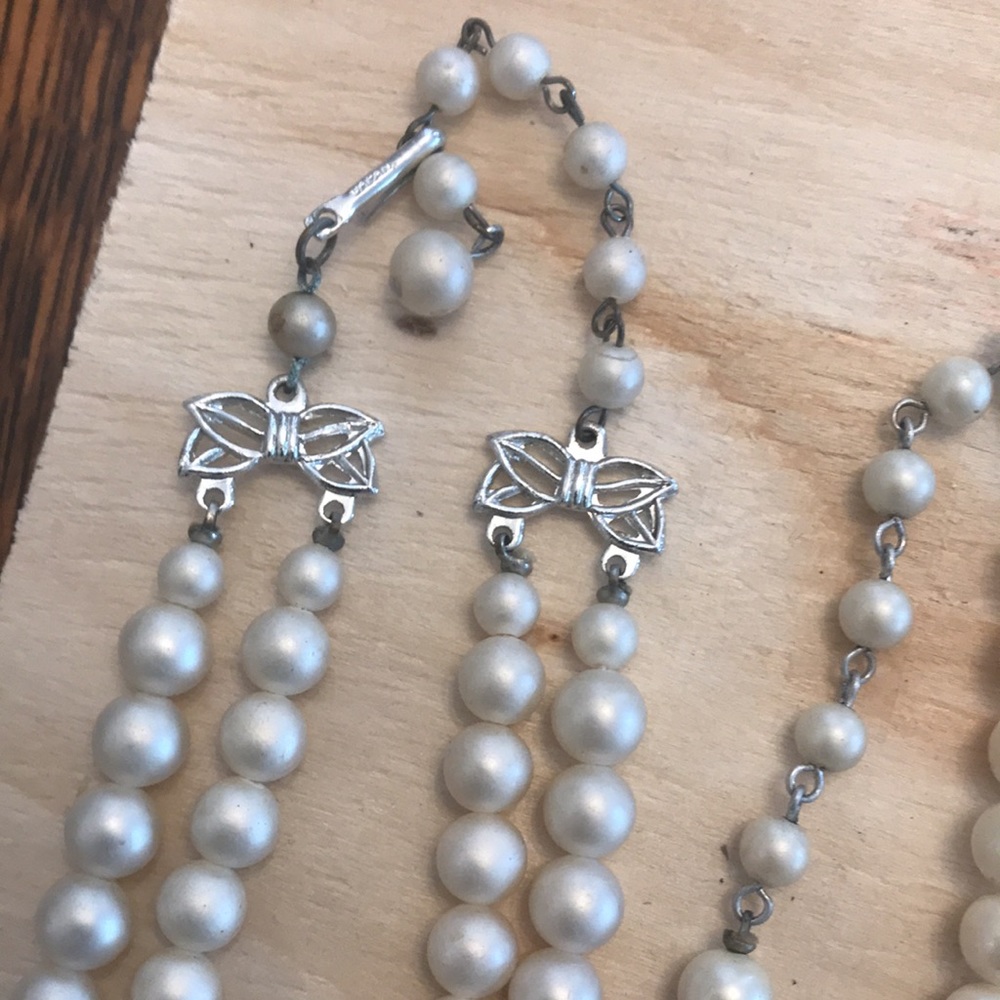 Pearl set - Picture 2 of 4